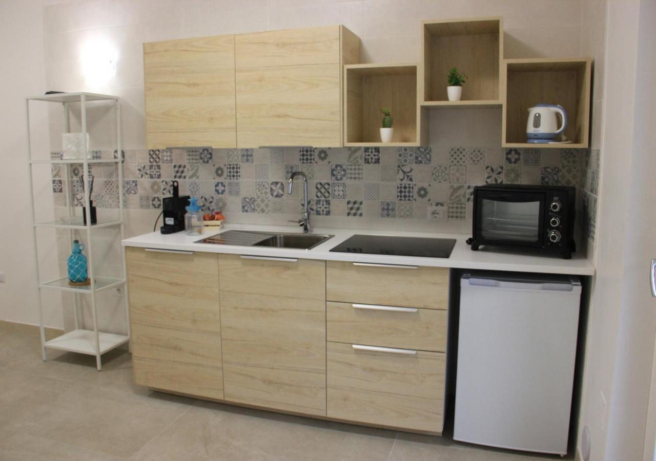 Romeo&Giulietta Apartment Монополи Екстериор снимка